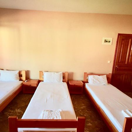 Menis Haus Rooms Неа-Врасна Экстерьер фото