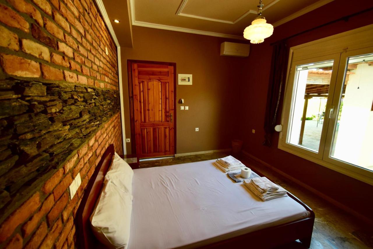 Menis Haus Rooms Неа-Врасна Экстерьер фото