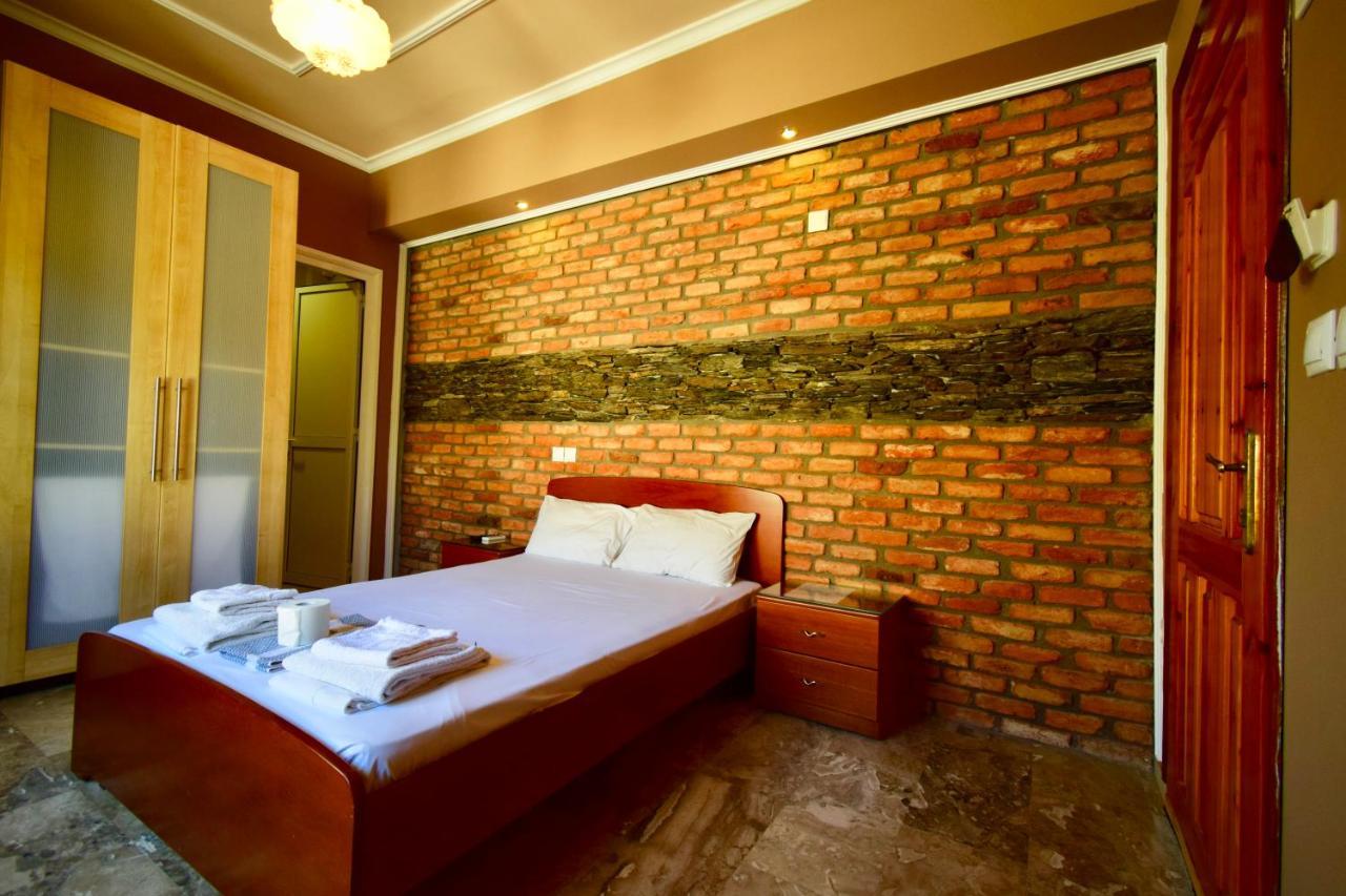 Menis Haus Rooms Неа-Врасна Экстерьер фото