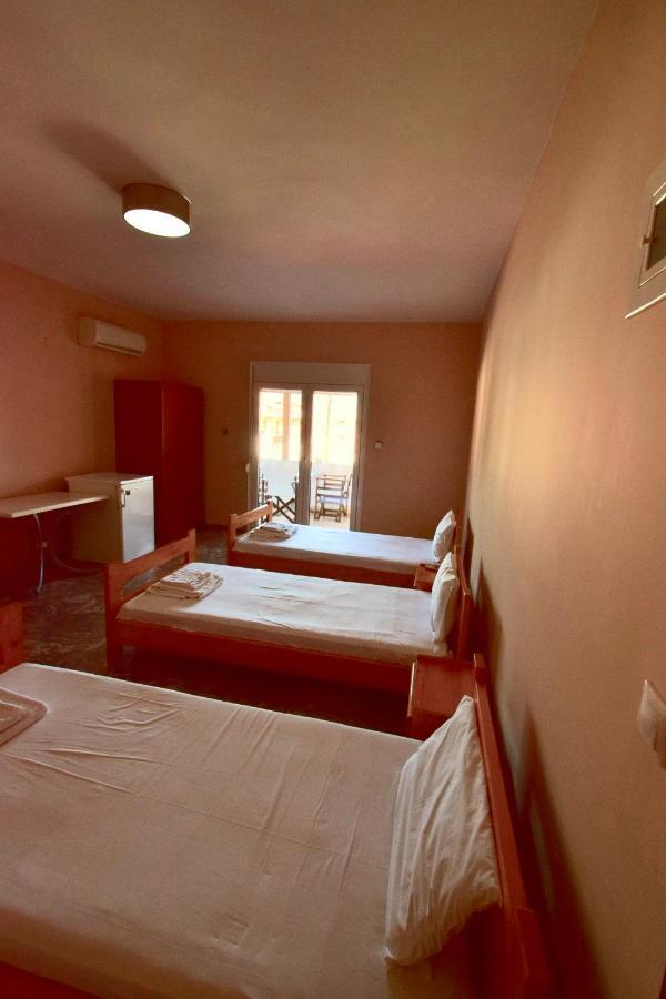 Menis Haus Rooms Неа-Врасна Экстерьер фото